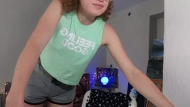 Snapshot of Alice_newhome chatting on 21, 5, 2026 Alice newhome online show from 21, 5, 2026