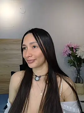 evangelineroos online show from 12, 4, 2026