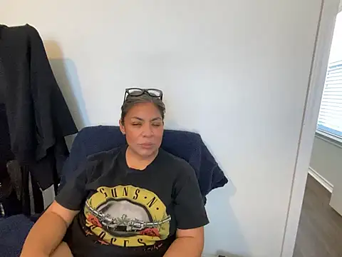 BettyWhispers online show from 18, 1, 2026