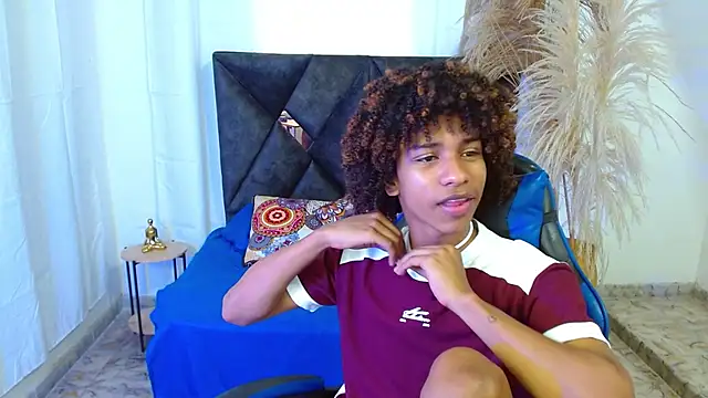 angelll18  online show from 18, 4, 2026