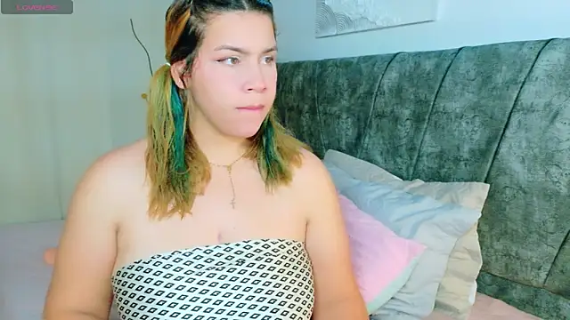 Snapshot of NanyMatrioska chatting on 12, 1, 2026 NanyMatrioska online show from 12, 1, 2026