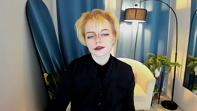 KellyKik online show from 14, 1, 2026