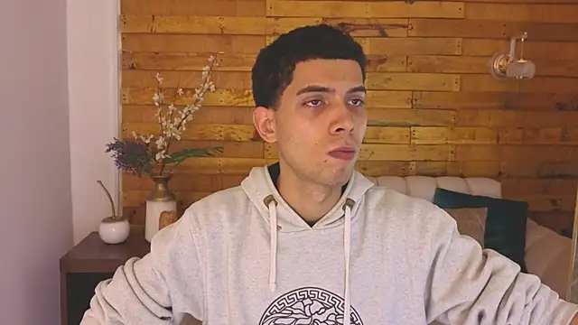 prettyboyy 13 online show from 18, 12, 2025