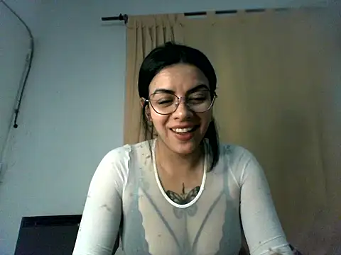 Snapshot of luluclark69 chatting on 30, 5, 2026 luluclark69 online show from 30, 5, 2026