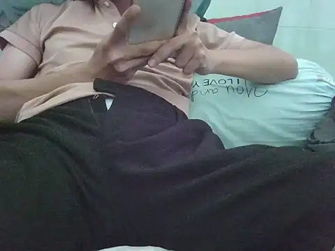 Snapshot of Huybin99 chatting on 13, 2, 2026 Huybin99 online show from 13, 2, 2026