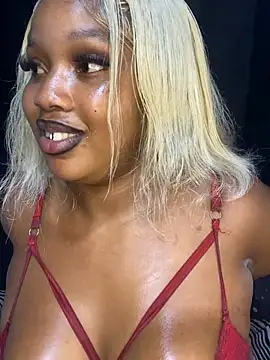 Snapshot of THICKBARBIE32 chatting on 27, 6, 2026 THICKBARBIE32 online show from 27, 6, 2026
