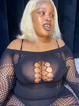 Snapshot of THICKBARBIE32 chatting on 1, 7, 2026 THICKBARBIE32 online show from 1, 7, 2026