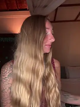 OpheliaRoxx online show from 20, 12, 2025