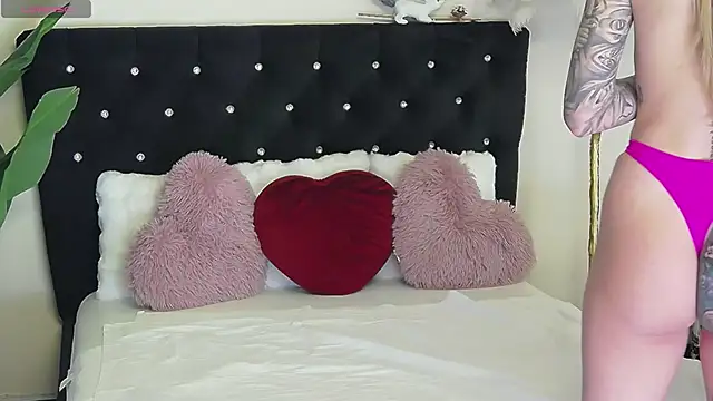 MistyAddams online show from 13, 1, 2026