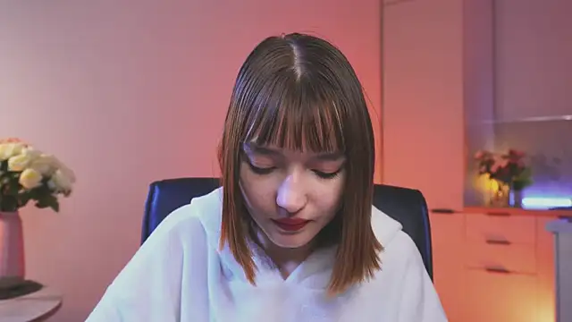 Leyla crsh online show from 23, 4, 2026