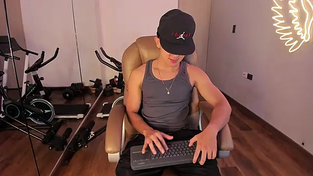  TaylorBlack online show from 24, 5, 2026