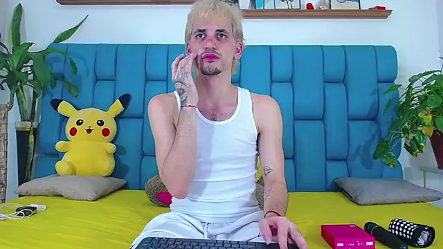 Snapshot of boy_Dirty_X chatting on 9, 7, 2026 boy Dirty X online show from 9, 7, 2026