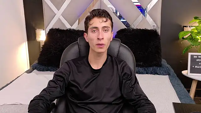 Snapshot of Ithan_Skin chatting on 13, 1, 2026 Ithan Skin online show from 13, 1, 2026