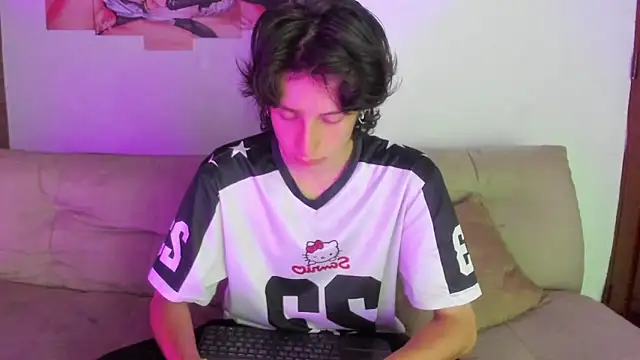 cirosky elchicopolla online show from 3, 4, 2026