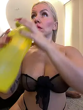 Snapshot of Natalia_Fit chatting on 1, 8, 2026 Natalia Fit online show from 1, 8, 2026