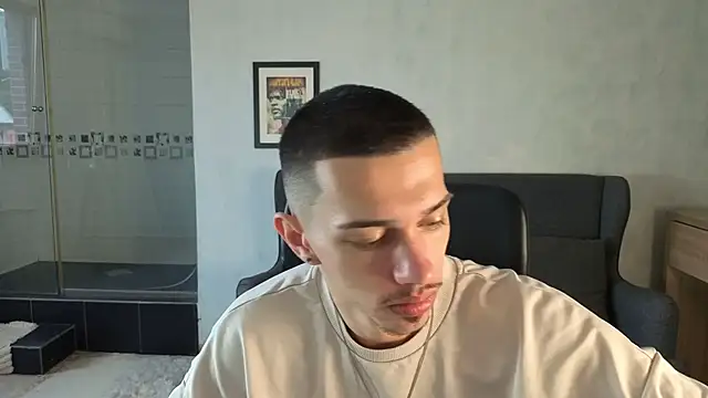 Snapshot of KaydenDrew chatting on 18, 6, 2026 KaydenDrew online show from 18, 6, 2026