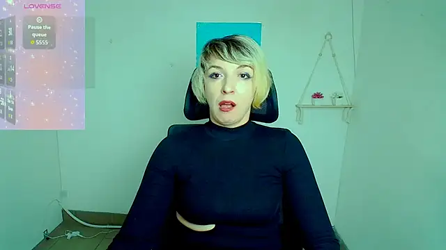 Lana Foxyy online show from 13, 3, 2026