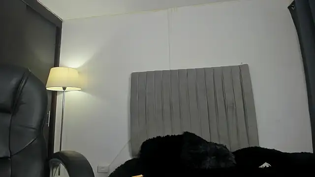 Snapshot of im_thomass chatting on 2, 3, 2026 im thomass online show from 2, 3, 2026