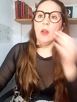 Snapshot of SofiEsteves chatting on 23, 6, 2026 SofiEsteves online show from 23, 6, 2026