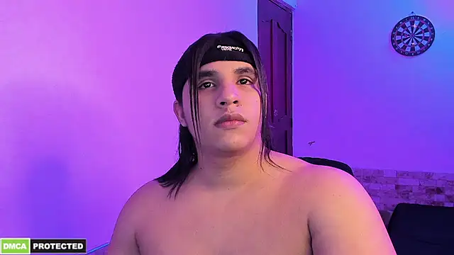 Snapshot of latinboyfit chatting on 23, 5, 2026 latinboyfit online show from 23, 5, 2026