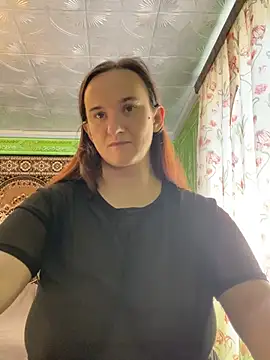 Snapshot of HarychaLysichka chatting on 5, 7, 2026 HarychaLysichka online show from 5, 7, 2026