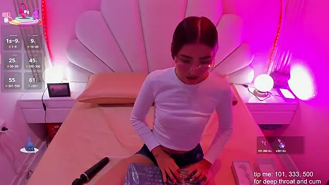 Ary  cherry online show from 17, 12, 2025