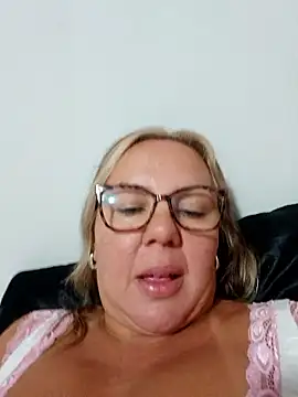 Pamelamilf online show from 8, 1, 2026