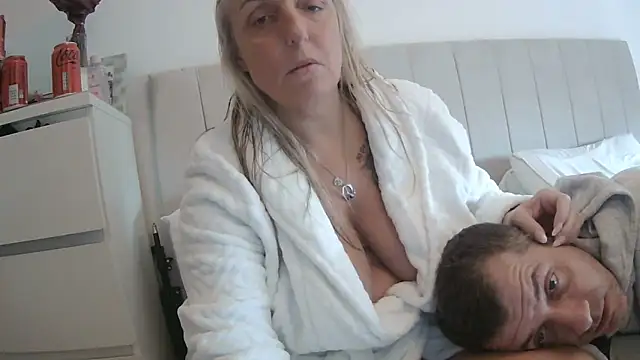 theblondecocklover online show from 22, 2, 2026