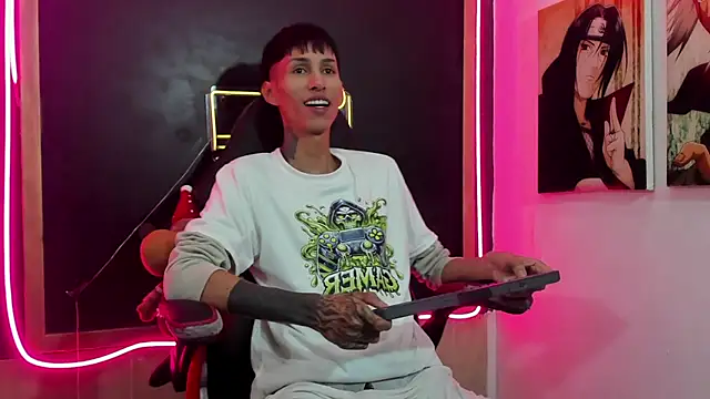 Daniel Deluc77 online show from 18, 12, 2025