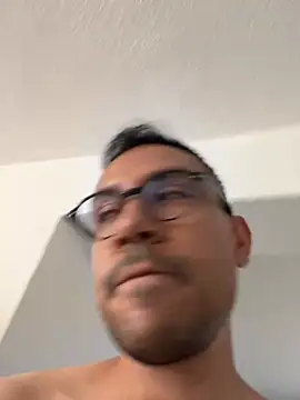 AdrianGarcia89 online show from 7, 6, 2026