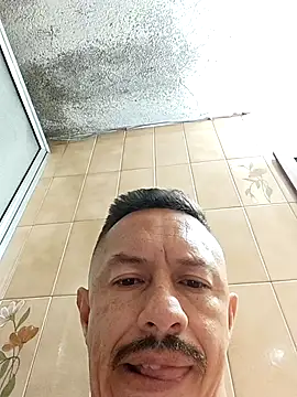 L hotcream online show from 7, 4, 2026