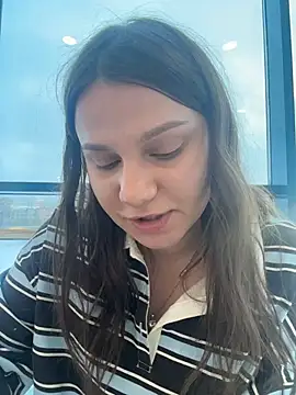 Niki Hug online show from 7, 1, 2026