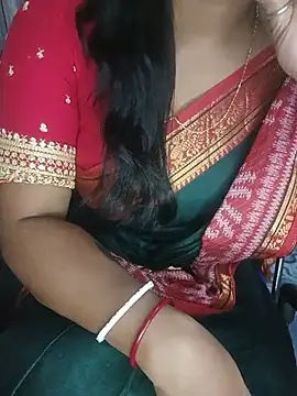 Snapshot of MAHI066 chatting on 2, 8, 2026 MAHI066 online show from 2, 8, 2026