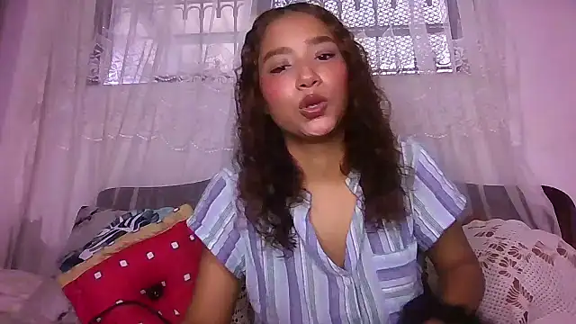 Snapshot of _natzury_ chatting on 3, 2, 2026 natzury online show from 3, 2, 2026