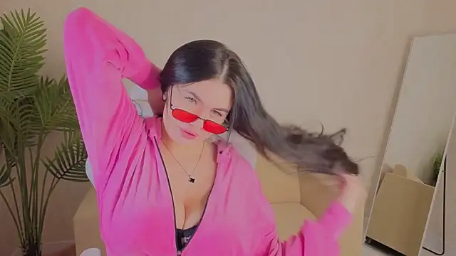 Mia Evelyn online show from 11, 1, 2026