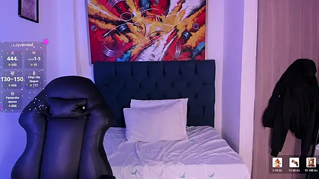 Violet Blazee online show from 23, 12, 2025