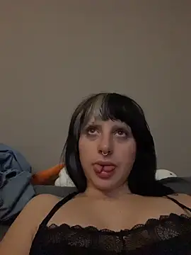 MikaScarlet online show from 18, 5, 2026