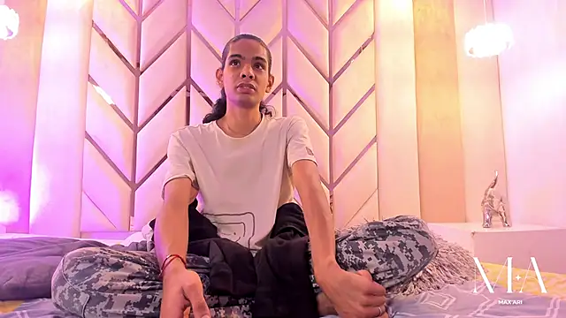 Max Ari online show from 17, 1, 2026