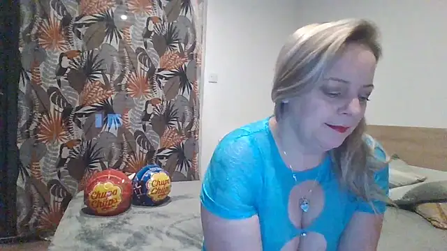 Snapshot of Miss-Chupagirly chatting on 18, 1, 2026 Miss-Chupagirly online show from 18, 1, 2026