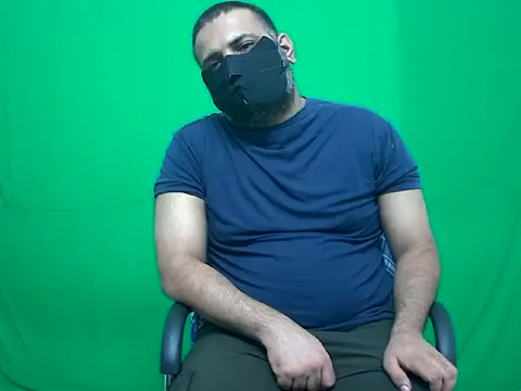 Snapshot of bdsmcoupleindia chatting on 24, 5, 2026 bdsmcoupleindia online show from 24, 5, 2026