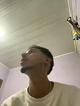 Snapshot of GuioficialBr chatting on 22, 2, 2026 GuioficialBr online show from 22, 2, 2026