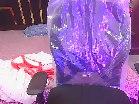 bold-smirthii online show from 19, 4, 2026