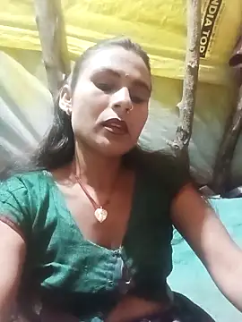 Snapshot of Cuty_priti chatting on 3, 4, 2026 Cuty priti online show from 3, 4, 2026