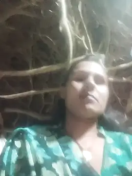 Snapshot of Cuty_priti chatting on 13, 5, 2026 Cuty priti online show from 13, 5, 2026