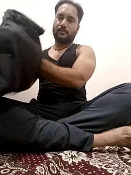 AmitKumar7758 online show from 16, 4, 2026