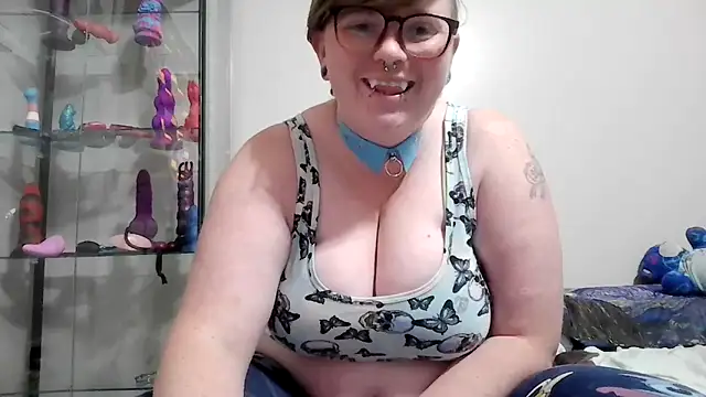 Snapshot of Pupghostt chatting on 21, 12, 2025 Pupghostt online show from 21, 12, 2025