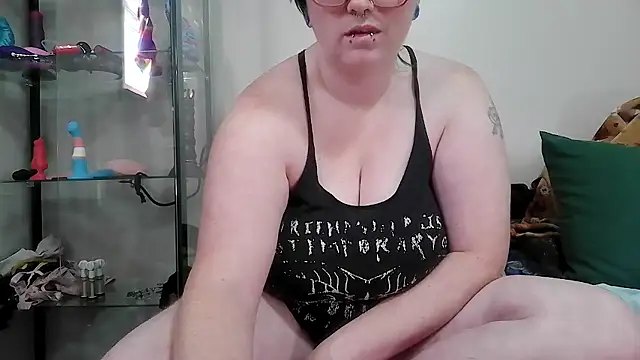 Snapshot of Pupghostt chatting on 12, 1, 2026 Pupghostt online show from 12, 1, 2026