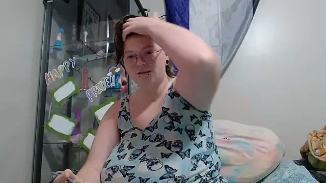 Snapshot of Pupghostt chatting on 19, 6, 2026 Pupghostt online show from 19, 6, 2026