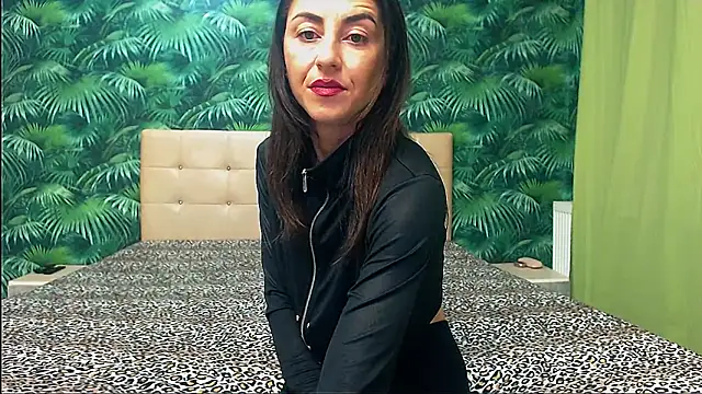 Stella John online show from 3, 2, 2025