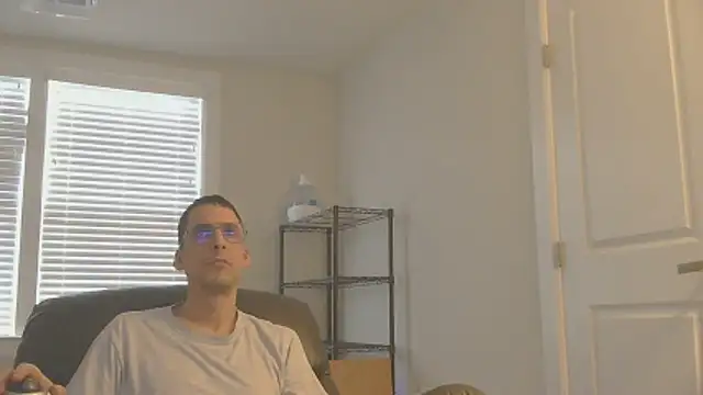 Snapshot of SissyJosh chatting on 22, 12, 2025 SissyJosh online show from 22, 12, 2025